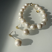 Earrings Natural pearls in silver with gold plating